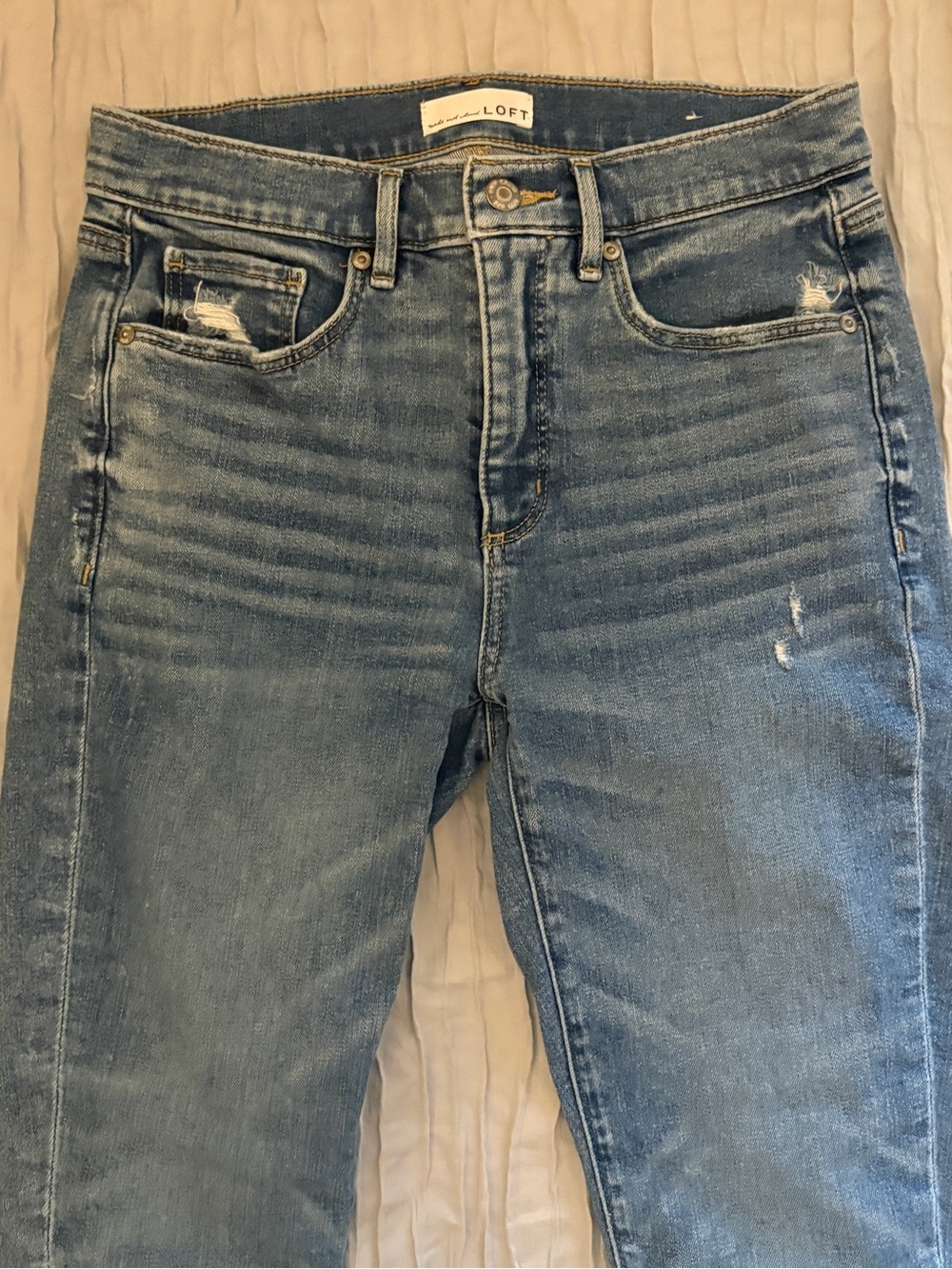 LOFT "The Skinny" Distressed Medium Wash Jeans Raw Hem Size 27 / 4